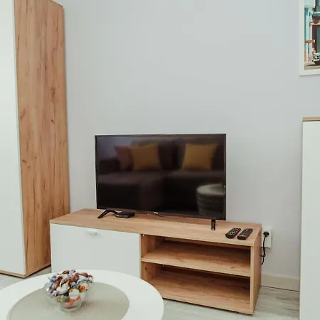 Dale Apartment